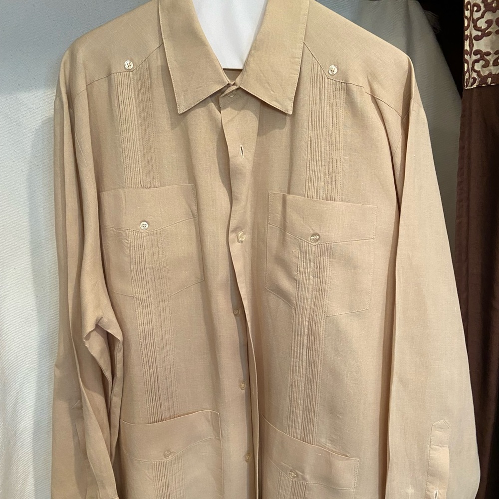 Men’s Guayabera